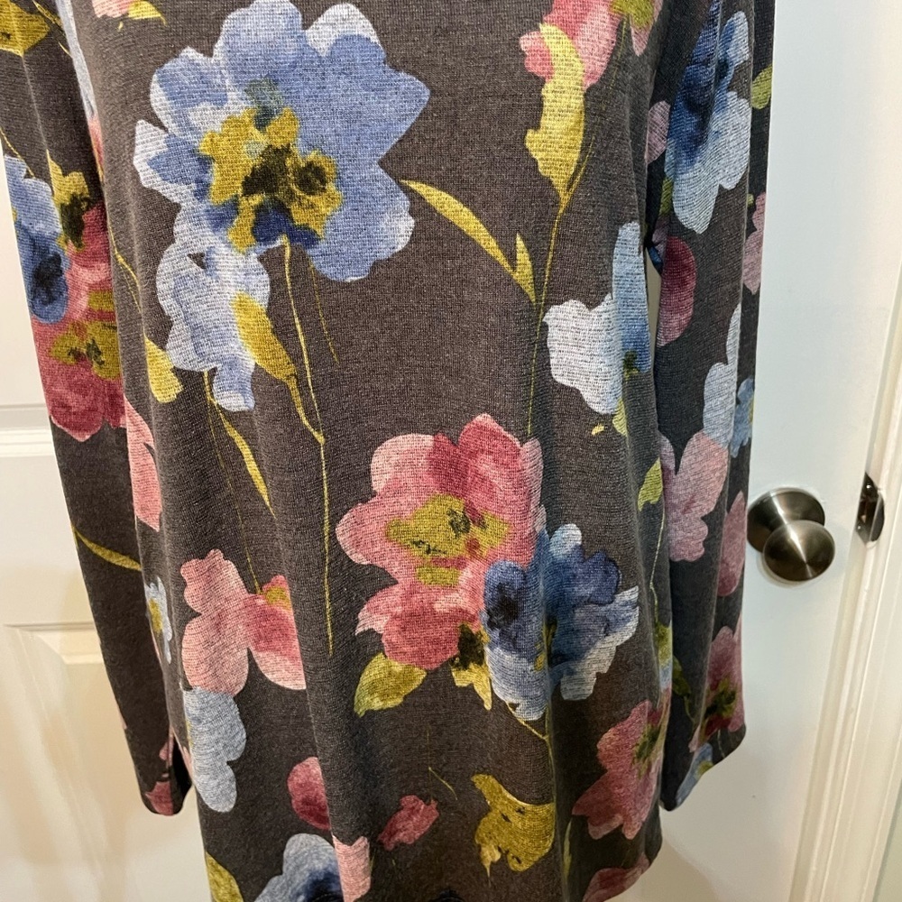 Trisha Tyler Floral Cowl Neck Sweater - Multicolor on Gray CB-AQ (Nov) - Picture 3 of 7